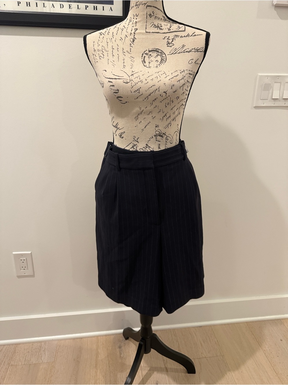 Aritzia Babaton Navy Pinstripe Bermuda Shorts